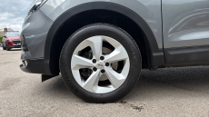 Nissan Qashqai 1.3 DiG-T Acenta Premium 5dr Petrol Hatchback